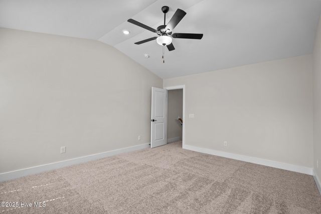 70 Umbrella Palm Drive, Hampstead, NC 28443