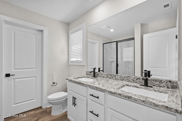 70 Umbrella Palm Drive, Hampstead, NC 28443