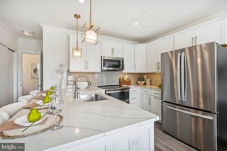 922 RIVERPLACE DRIVE # 22H, Conshohocken, PA 19428