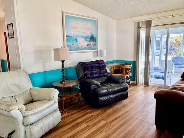 3142 Linwood DR, North Fort Myers, FL 33917