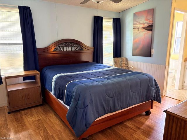 3142 Linwood DR, North Fort Myers, FL 33917