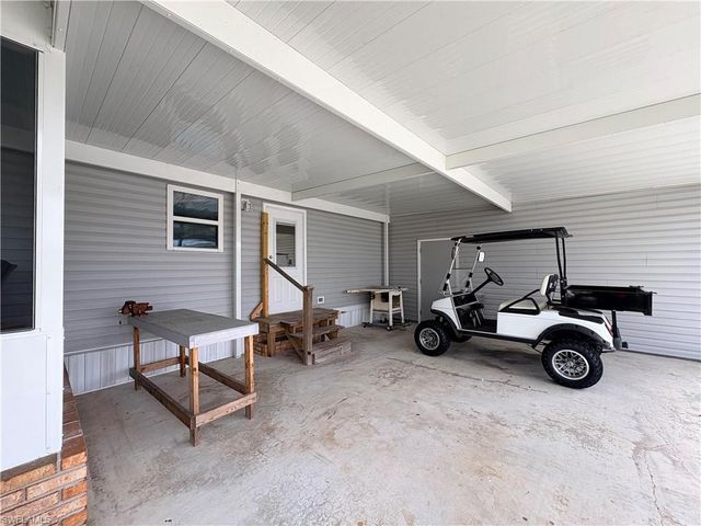 3142 Linwood DR, North Fort Myers, FL 33917