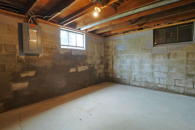2016 Avon Street, Saginaw, MI 48602