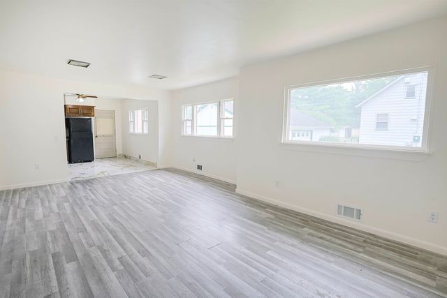 2016 Avon Street, Saginaw, MI 48602