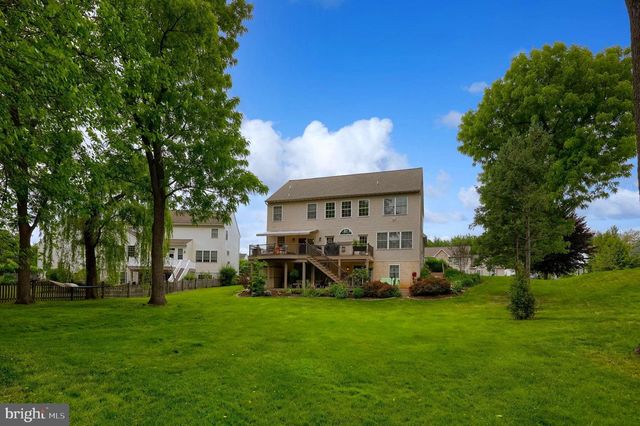 238 HEATHERSTONE WAY, Lancaster, PA 17601