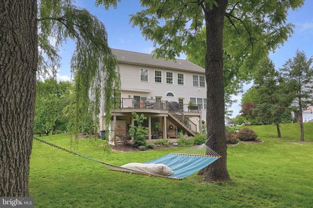 238 HEATHERSTONE WAY, Lancaster, PA 17601