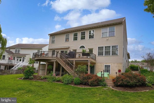 238 HEATHERSTONE WAY, Lancaster, PA 17601