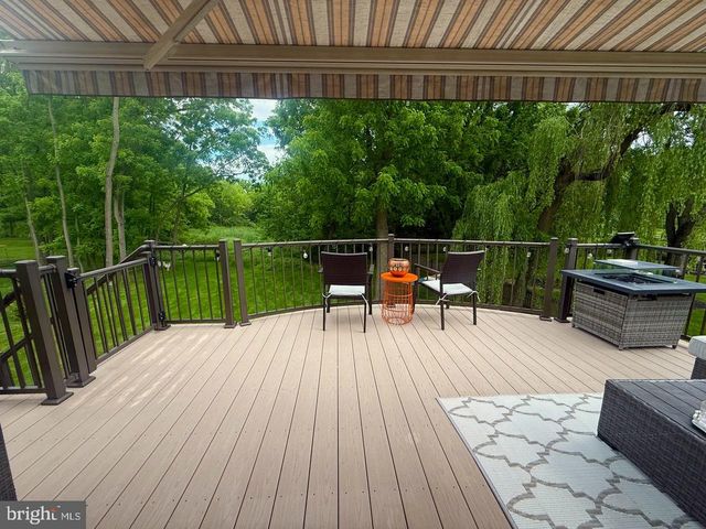 238 HEATHERSTONE WAY, Lancaster, PA 17601