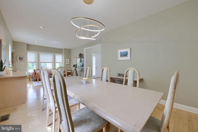 238 HEATHERSTONE WAY, Lancaster, PA 17601