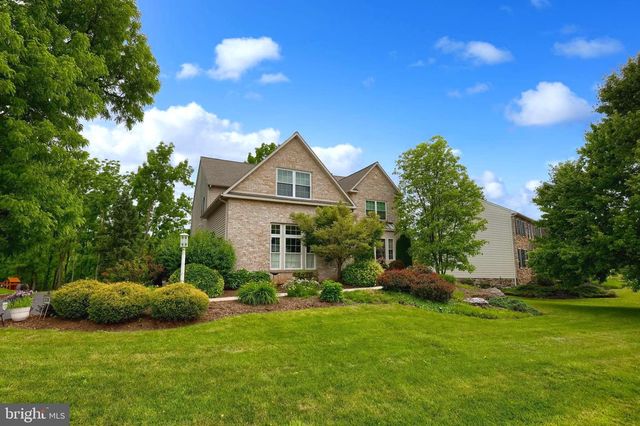 238 HEATHERSTONE WAY, Lancaster, PA 17601