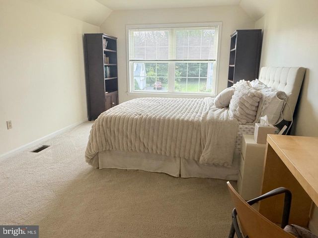 238 HEATHERSTONE WAY, Lancaster, PA 17601