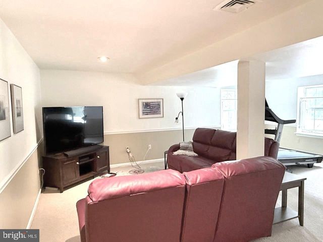 238 HEATHERSTONE WAY, Lancaster, PA 17601