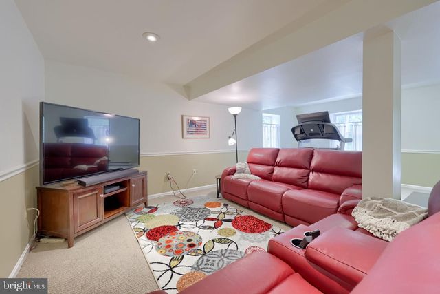 238 HEATHERSTONE WAY, Lancaster, PA 17601