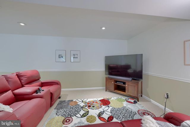238 HEATHERSTONE WAY, Lancaster, PA 17601