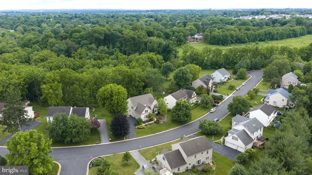238 HEATHERSTONE WAY, Lancaster, PA 17601