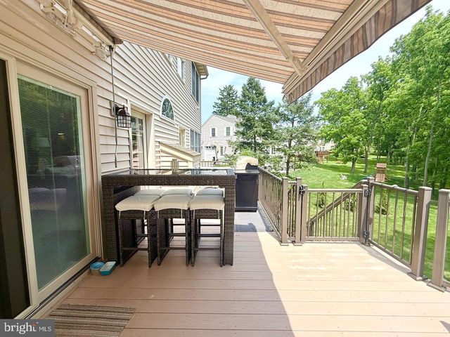 238 HEATHERSTONE WAY, Lancaster, PA 17601