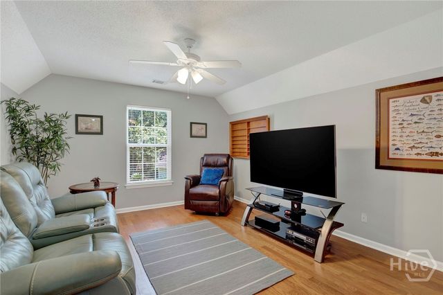 315 Gloucester Road, Savannah, GA 31410