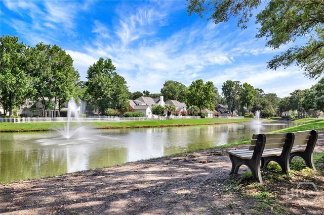 315 Gloucester Road, Savannah, GA 31410