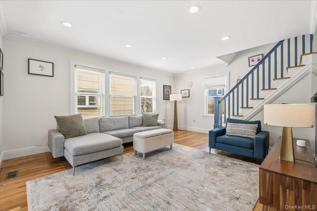 192 Broad Street, Williston Park, NY 11596