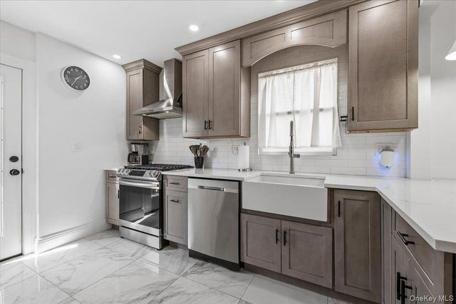 192 Broad Street, Williston Park, NY 11596