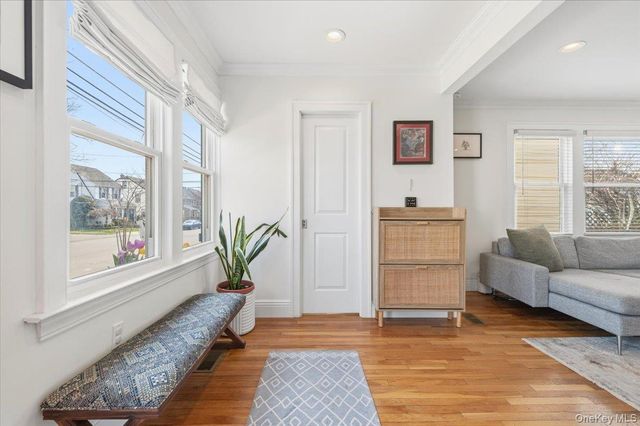 192 Broad Street, Williston Park, NY 11596