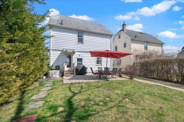 192 Broad Street, Williston Park, NY 11596