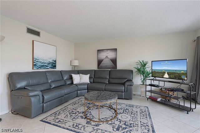 25740 Hickory BLVD 450, Bonita Springs, FL 34134