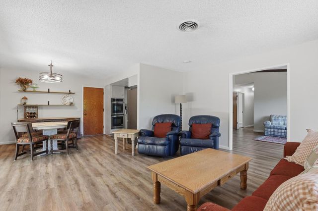 1541 Queens, Yuba City, CA 95993