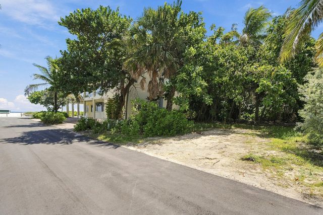 308 BALBOA Street, Hollywood, FL 33019