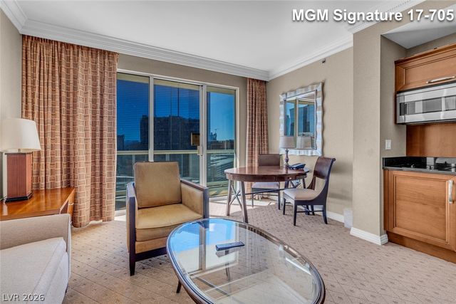 135 East Harmon Avenue 1705, Las Vegas, NV 89109