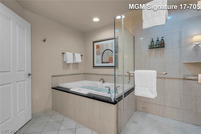 135 East Harmon Avenue 1705, Las Vegas, NV 89109