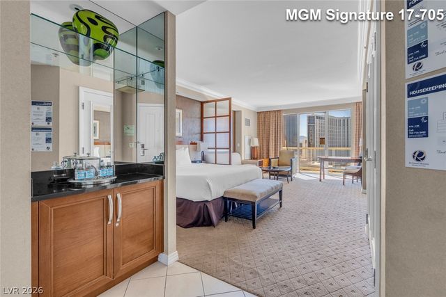 135 East Harmon Avenue 1705, Las Vegas, NV 89109