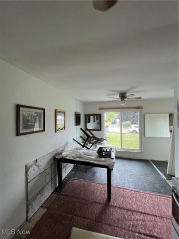 2573 San Pedro Drive, Youngstown, OH 44511