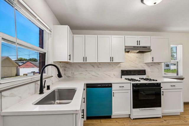 7540 26th AVENUE, Kenosha, WI 53143