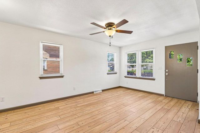 7540 26th AVENUE, Kenosha, WI 53143