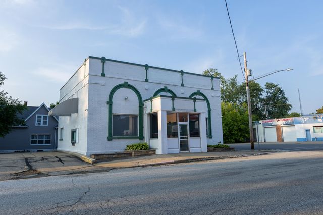 101 W Spring Street, Bloomingdale, MI 49026