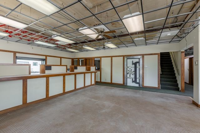 101 W Spring Street, Bloomingdale, MI 49026