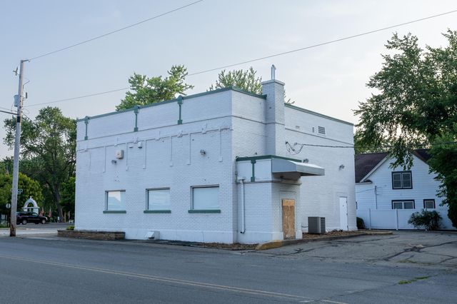 101 W Spring Street, Bloomingdale, MI 49026