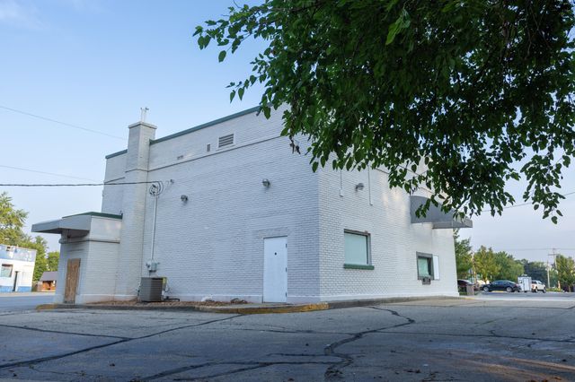 101 W Spring Street, Bloomingdale, MI 49026