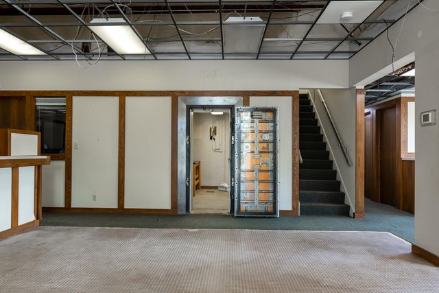 101 W Spring Street, Bloomingdale, MI 49026
