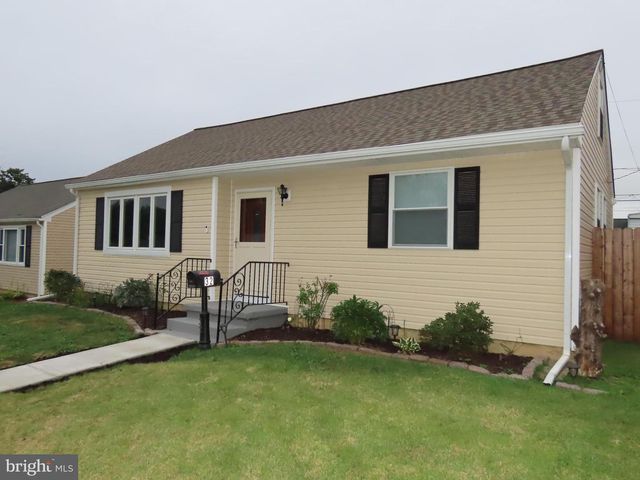 32 LOUISE RD, New Castle, DE 19720