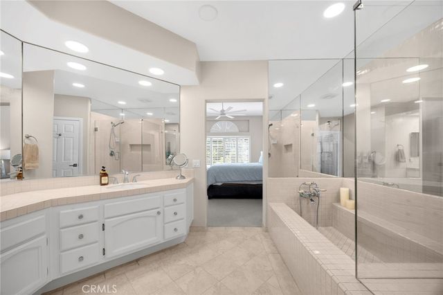 27764 Pebble Beach, Mission Viejo, CA 92692