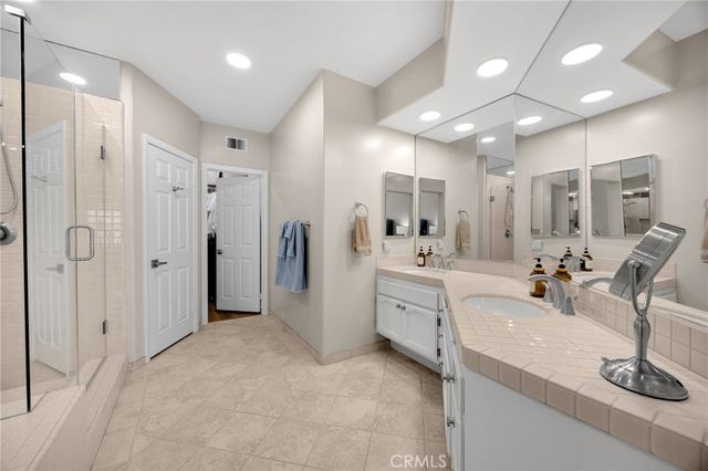 27764 Pebble Beach, Mission Viejo, CA 92692