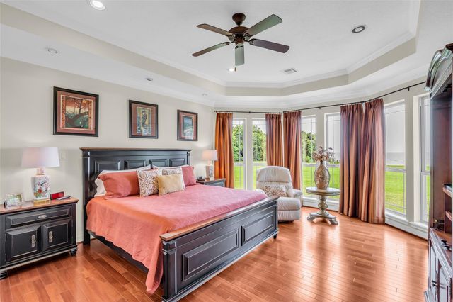 6426 Dow Reef Drive, Beach City, TX 77523