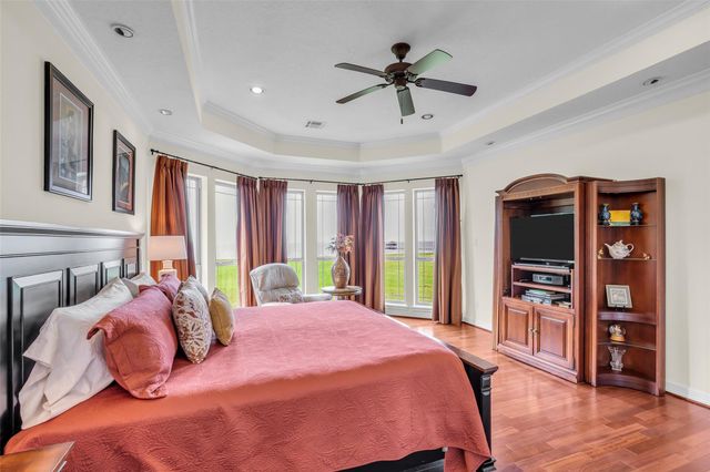6426 Dow Reef Drive, Beach City, TX 77523