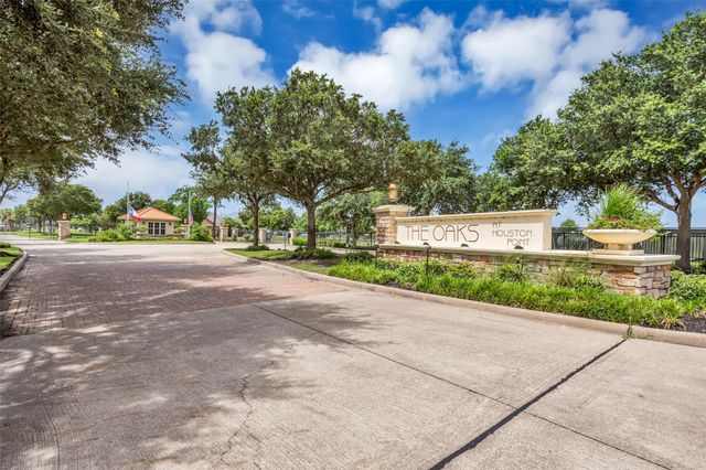 6426 Dow Reef Drive, Beach City, TX 77523