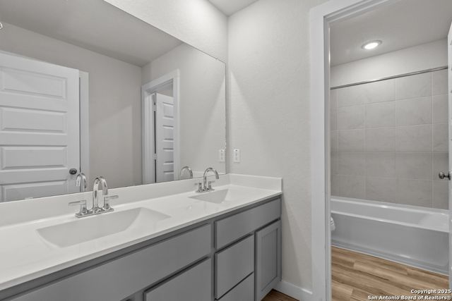 4346 HOBBITON WAY, New Braunfels, TX 78130