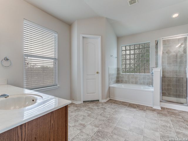 2122 CARDIGAN HL, San Antonio, TX 78232