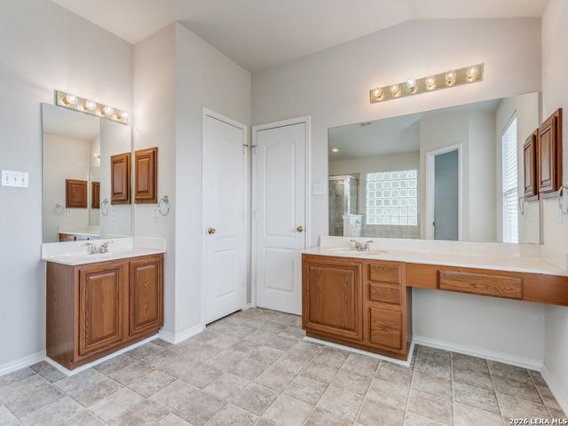 2122 CARDIGAN HL, San Antonio, TX 78232