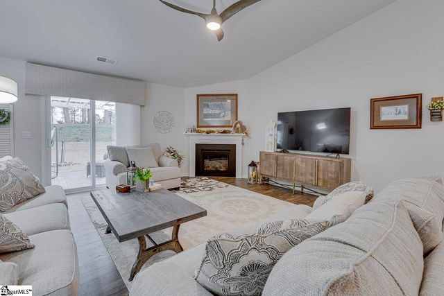 727 Wolverine Lane, Woodruff, SC 29388